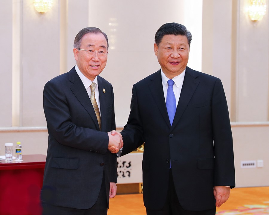 5月15日,国家主席习近平在北京人民大会堂会见博鳌亚洲论坛理事长潘基文。