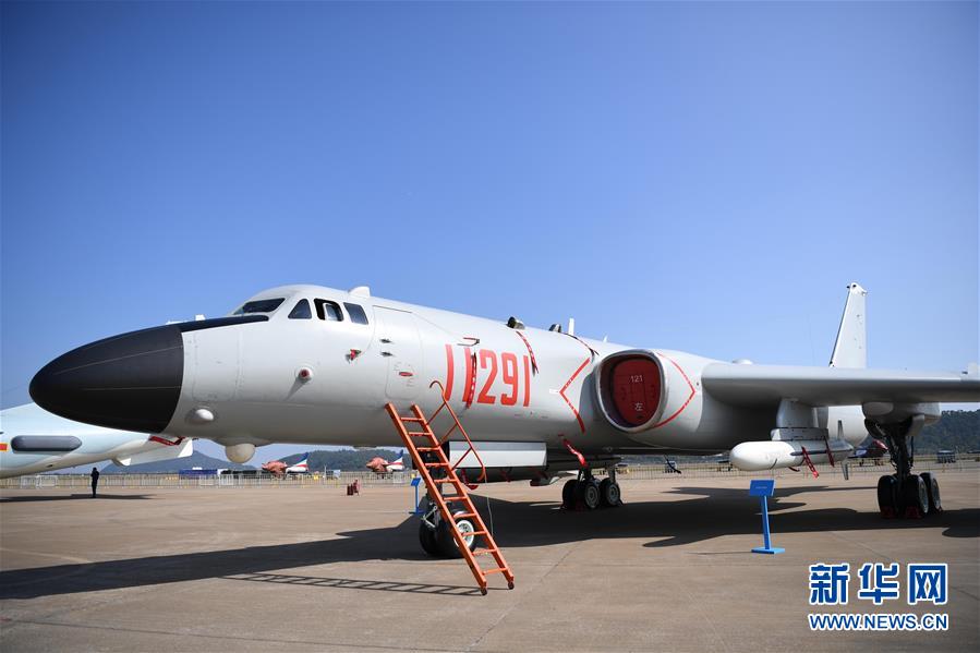 这是航展上的轰-6K（11月5日摄）。 新华社记者 邓华 摄 图片来源：新华网