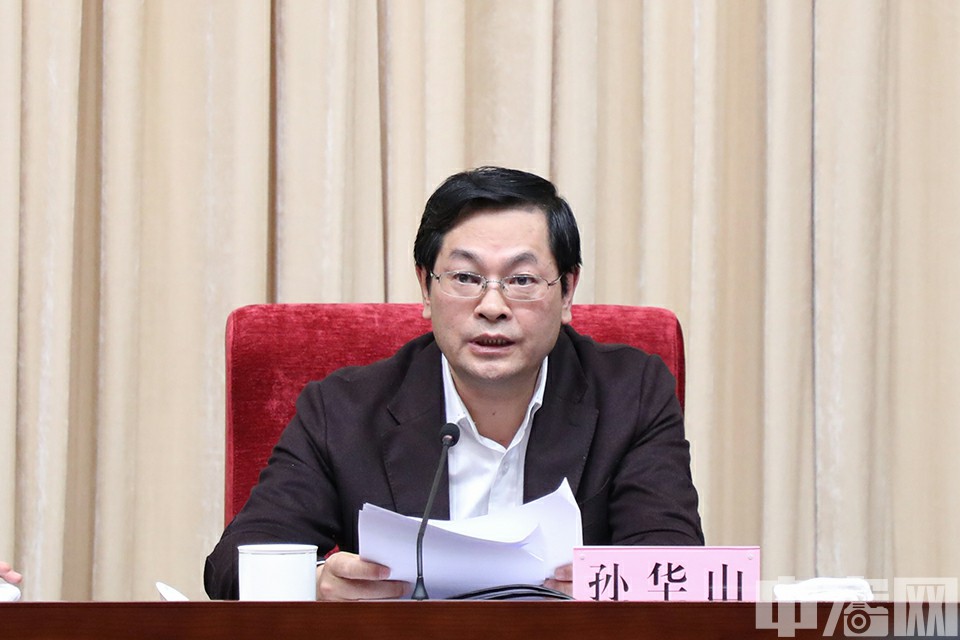 1月7日，2019年全国春运电视电话会议，应急管理部副部长孙华山讲话。
