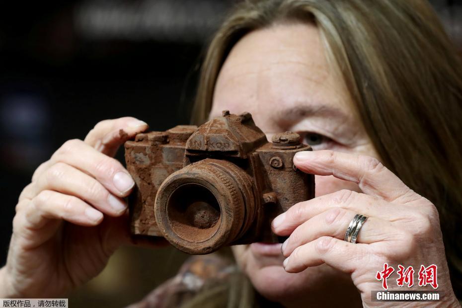 制作精良的巧克力相机。 图片来源：中新网