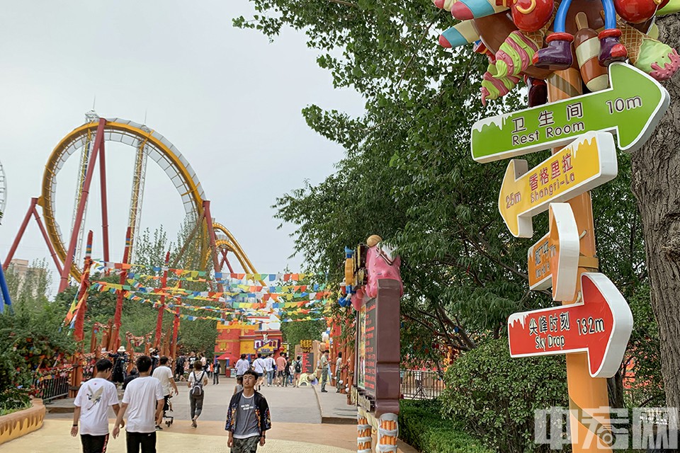 近日，北京欢乐谷5期“香格里拉”进行试运营，提前亮相在游客面前。据了解，6月28日，5期“香格里拉”将正式与大家见面。