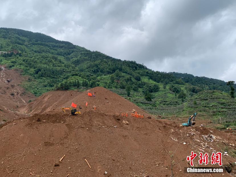 贵州水城山体滑坡现场紧急避险演练保证救援顺利进行