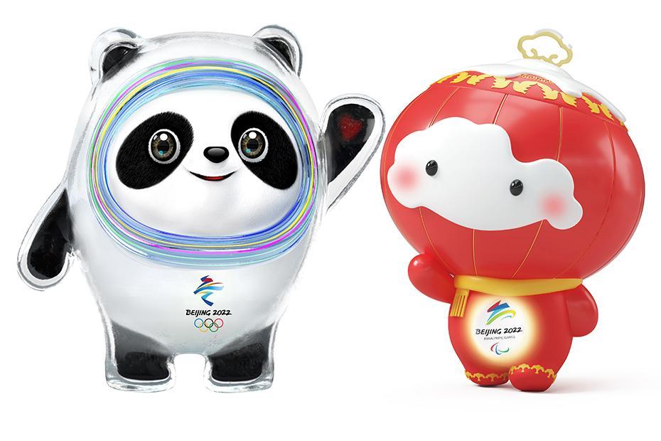 9月17日，2022年北京冬奥会吉祥物“冰墩墩”和冬残奥会“雪容融”在北京发布。北京冬奥组委 供图