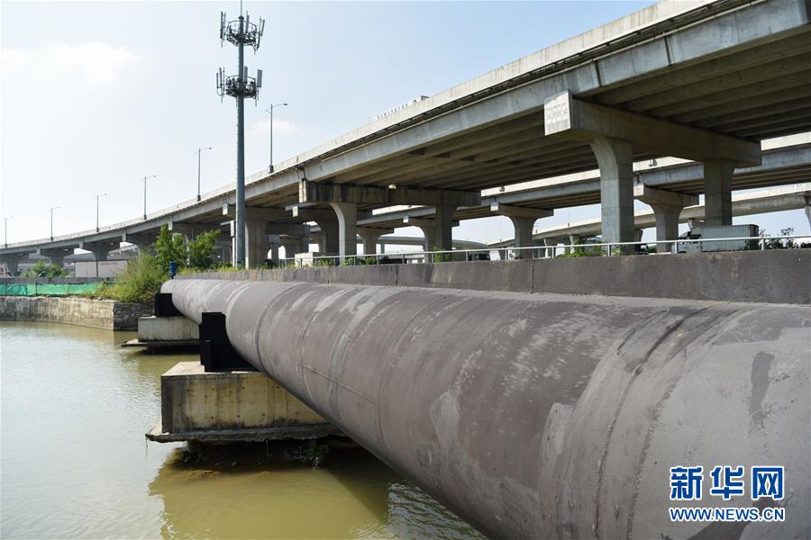 这是在珠海洪湾泵站拍摄的第四条对澳门供水管道（10月17日摄）。  新华社记者 刘大伟摄