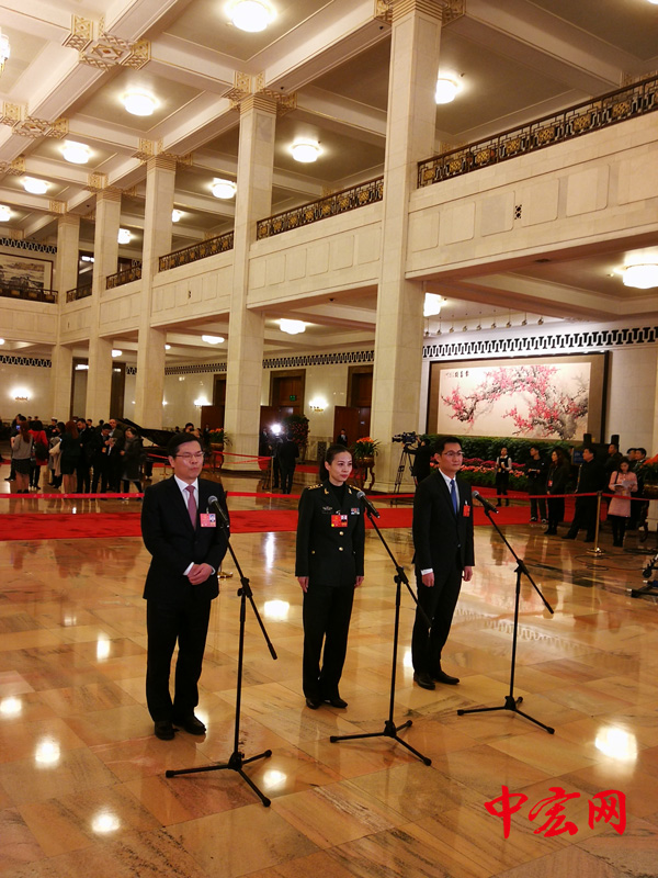 3月5日,第十三届全国人民代表大会第一次会议在北京人民大会堂开幕.