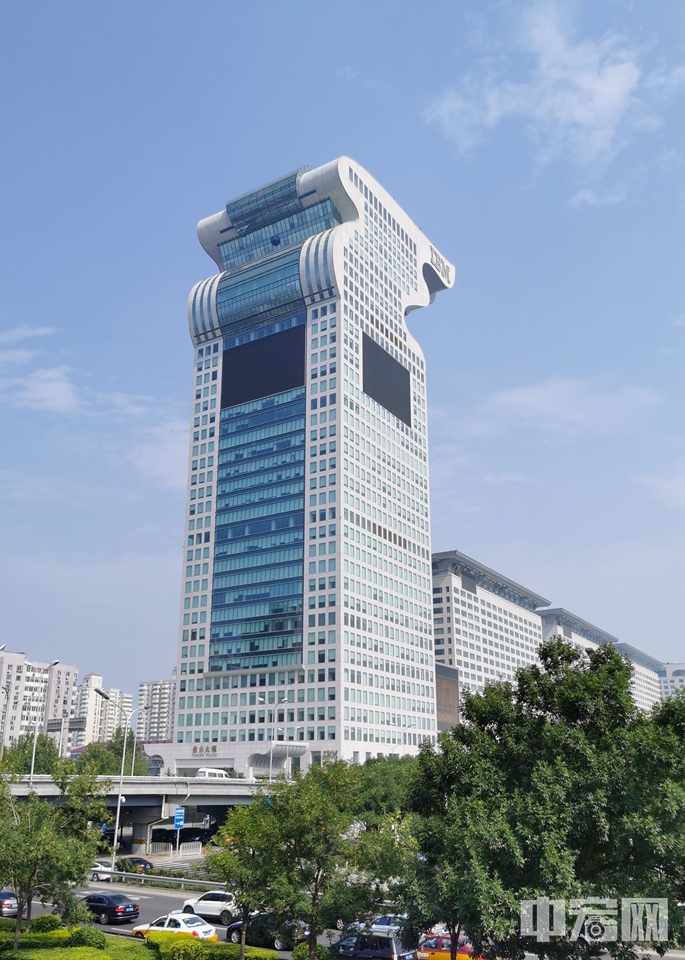 北京地标建筑盘古大观龙首将拍卖起拍价52亿
