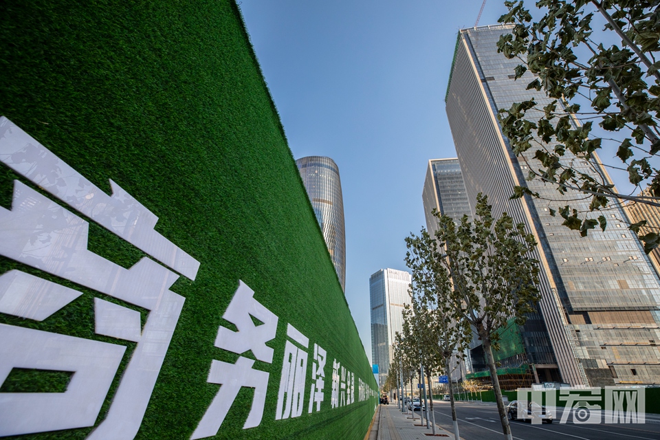 2009年，北京丽泽金融商务区开展了规划方案国际征集工作，评选出了“天赋丽泽”和“北京金融产业第三极”两个优胜方案。 中宏网记者 富宇 摄