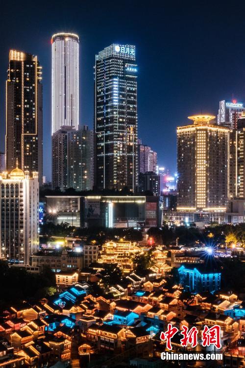 国浩重庆十八梯高楼图片