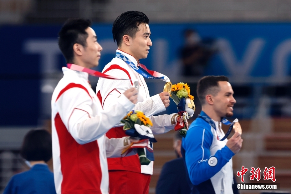 中国体操“吊环王”强势夺冠中国体操队力争实现卫冕