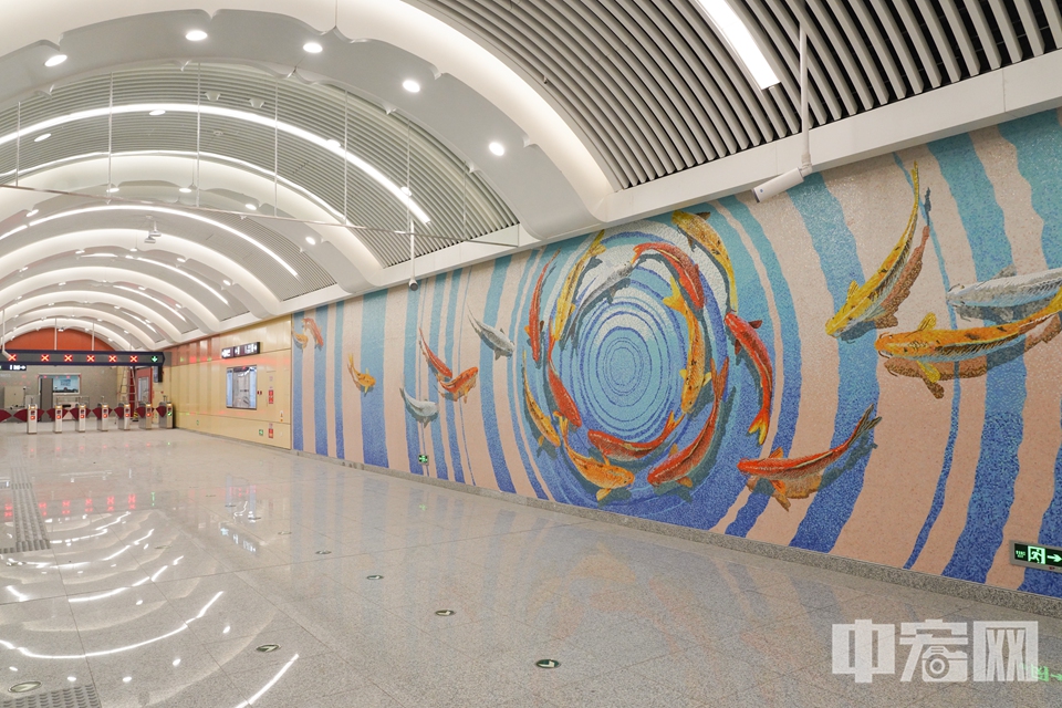 北京地铁艺术墙图片