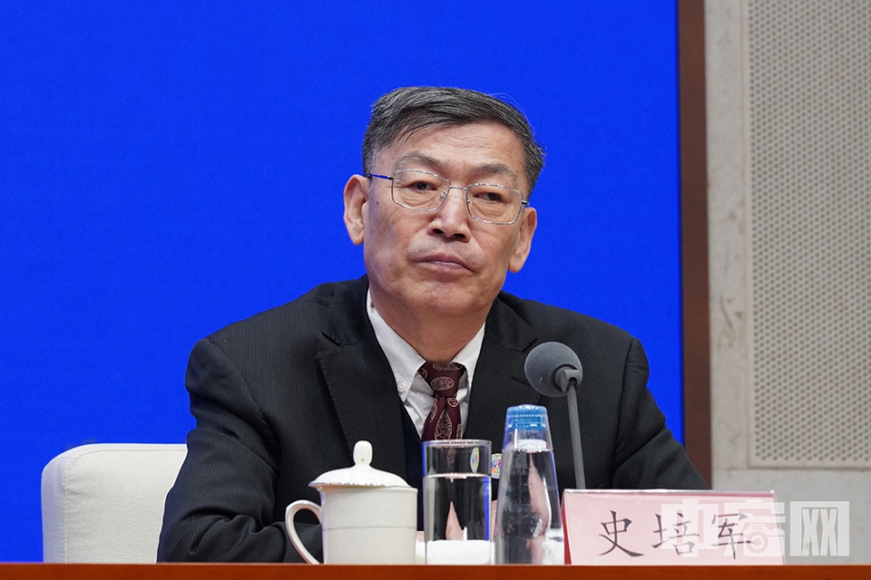国务院第一次全国自然灾害综合风险普查领导小组办公室技术组组长、北京师范大学教授史培军。 中宏网记者 富宇 摄