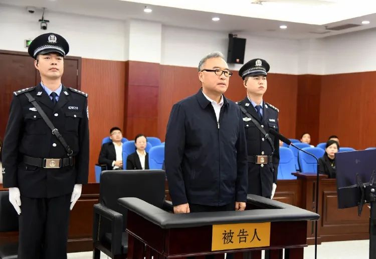 王大伟.jpg