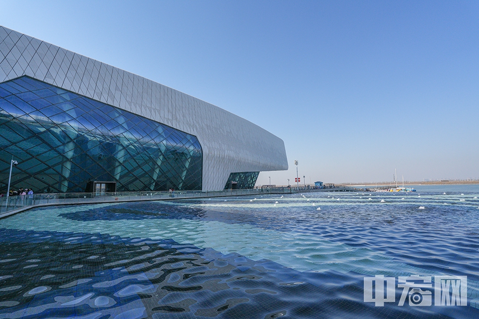 国家海洋博物馆坐落于天津市滨海新区，是中国大陆首座国家级、综合性、公益性的海洋博物馆。 中宏网记者 富宇 摄
