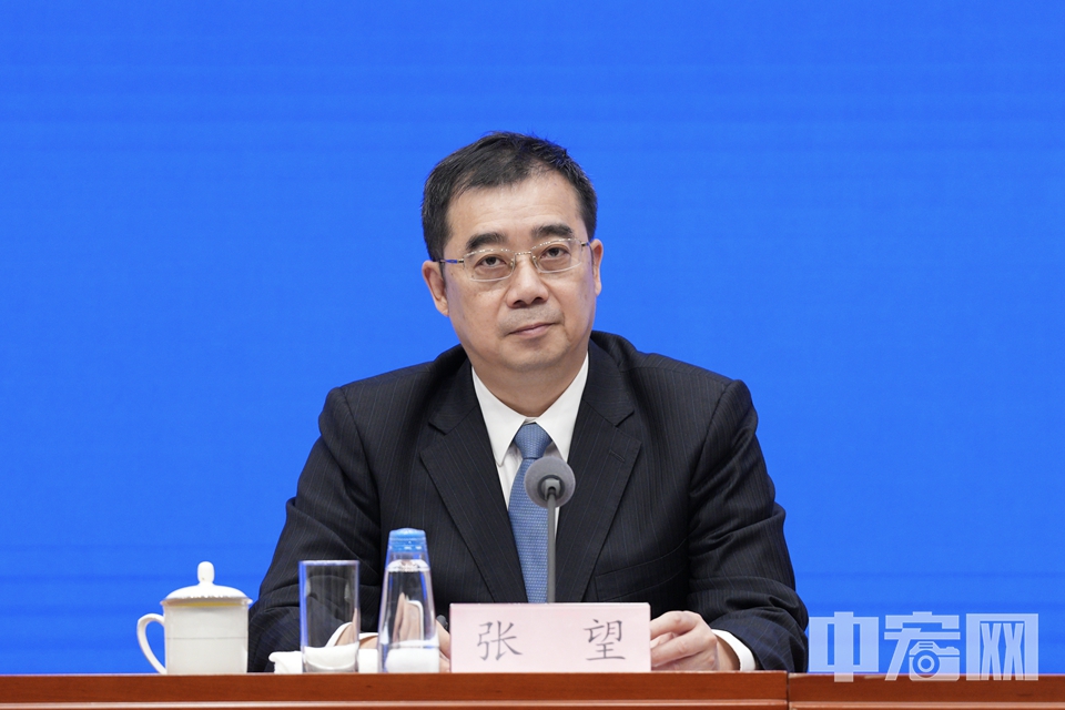 国家数据局数据资源司司长张望。 中宏网记者 富宇 摄