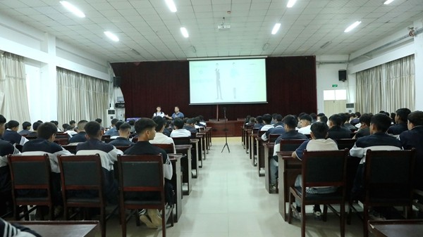 a1.jpg
