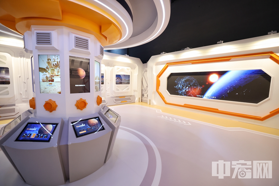 科幻體驗展“Project X：星際友好計劃”現場。 陳碩 攝