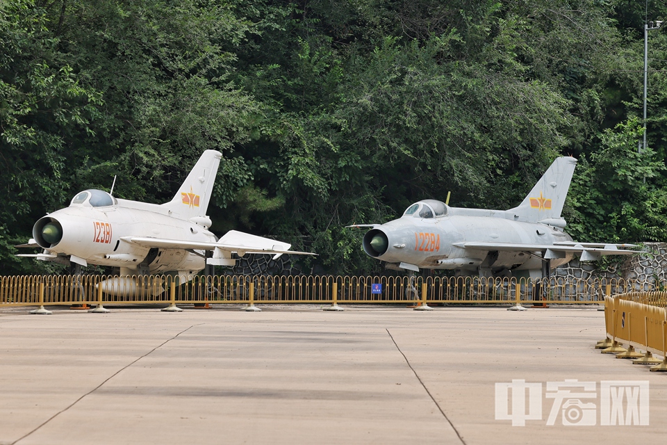 航空博物館內(nèi)展出的戰(zhàn)機(jī)。