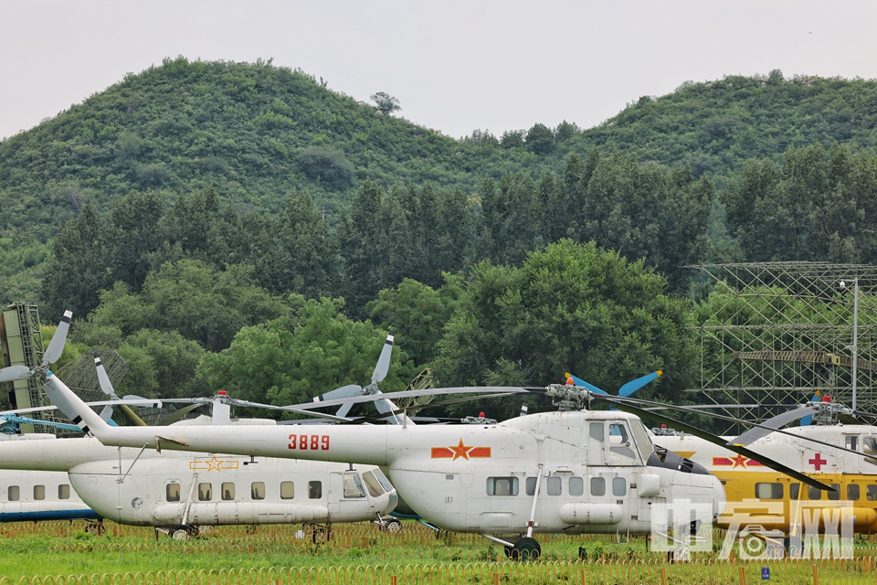 航空博物館內(nèi)展出的直升機(jī)。