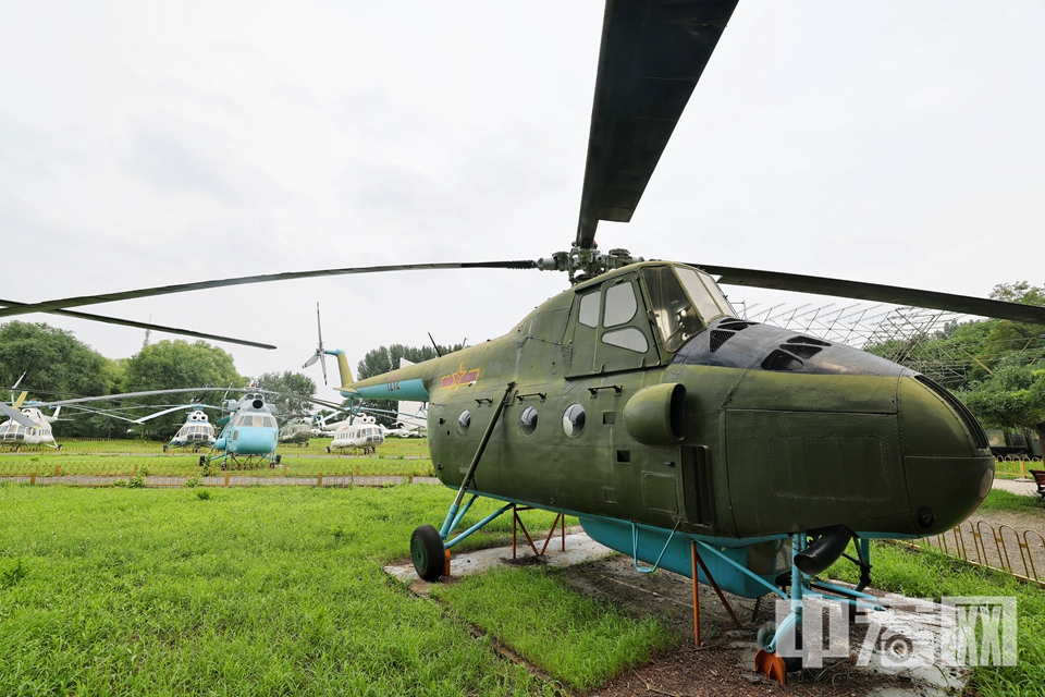 航空博物館內(nèi)展出的直升機(jī)。