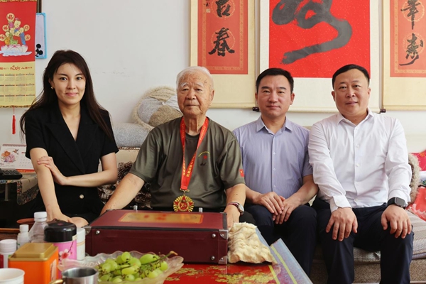 图片15.jpg
