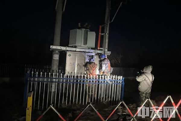 夜晚送電.jpg