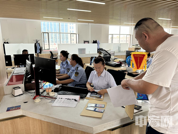 图片1.png