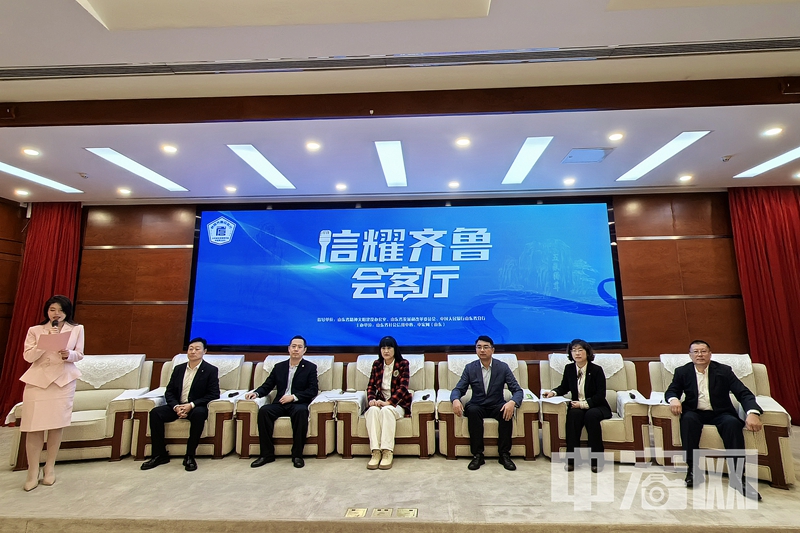 会客厅2.jpg