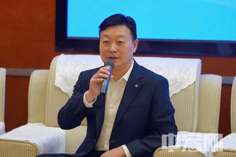 鲁法新.jpg